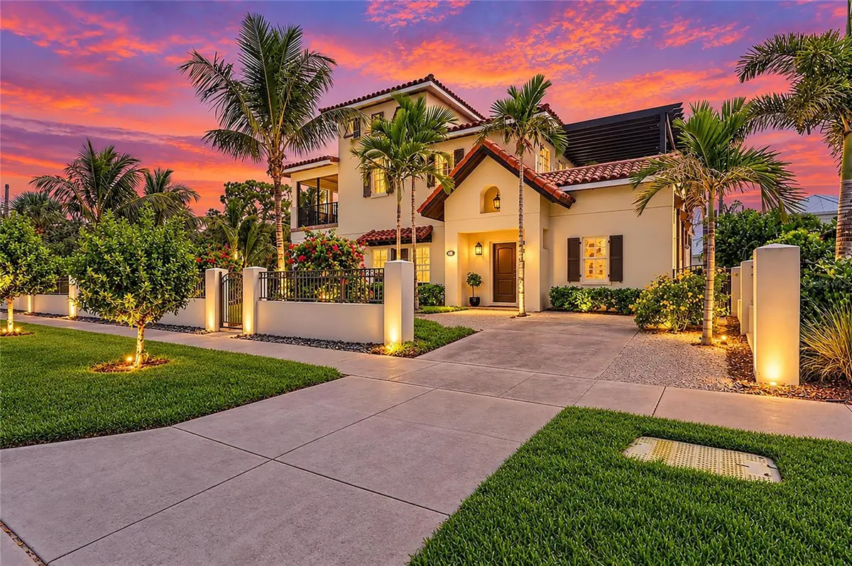 301 PONCE DE LEON AVE, Venice, FL 34285
