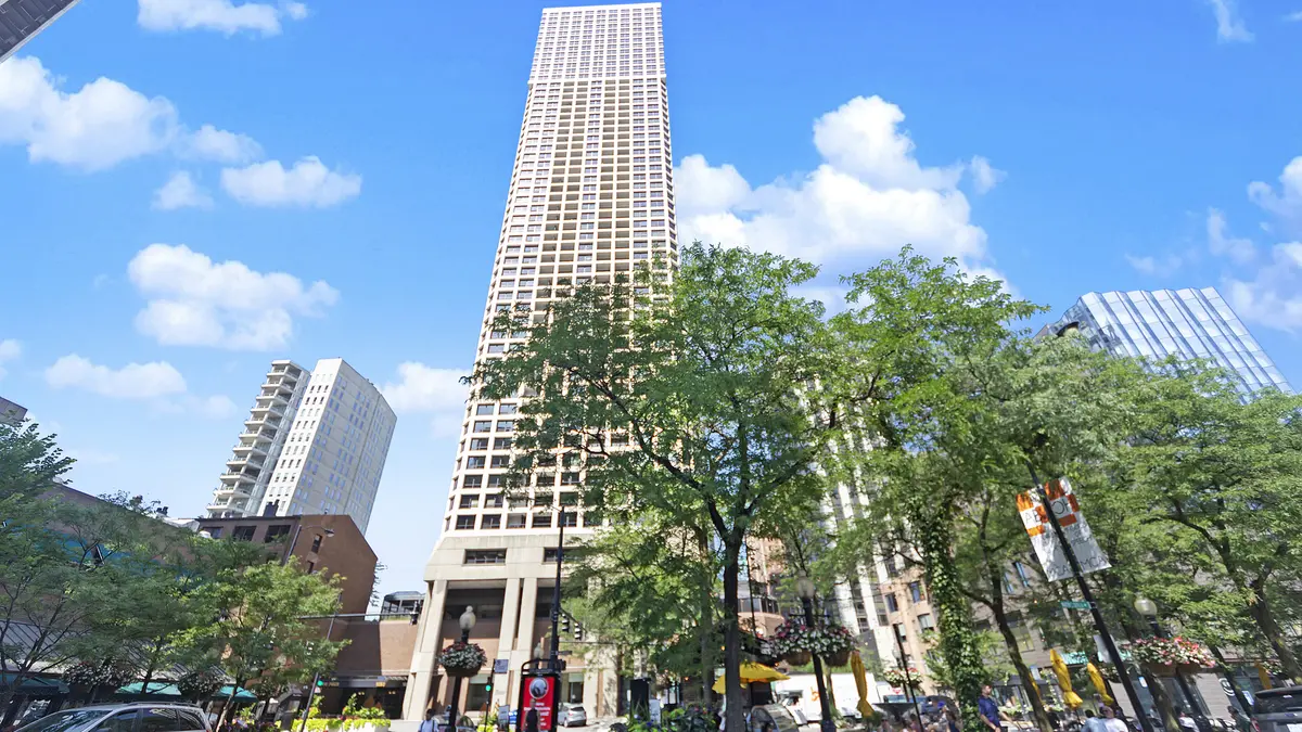 1030 N STATE ST #2GH, Chicago, IL 60610