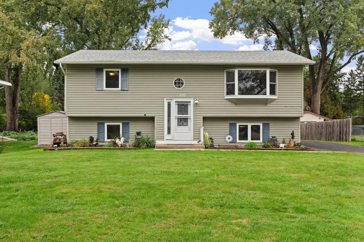 680 Hiawatha AVE, Vadnais Heights, MN 55127