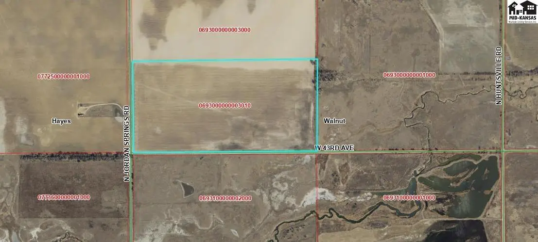 W 43rd Ave, Sterling, KS 67579