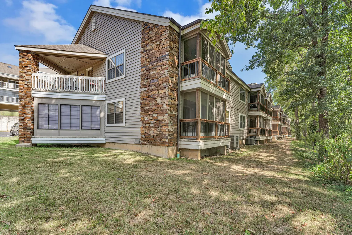 364 Wimbledon DR #Apt 15, Branson, MO 65616