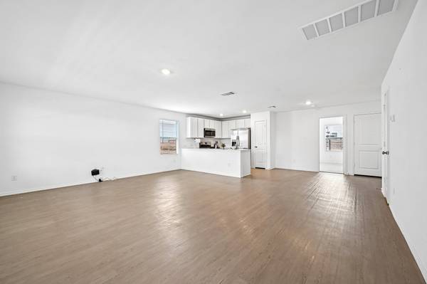 321 Keefer, Kyle, TX 78640
