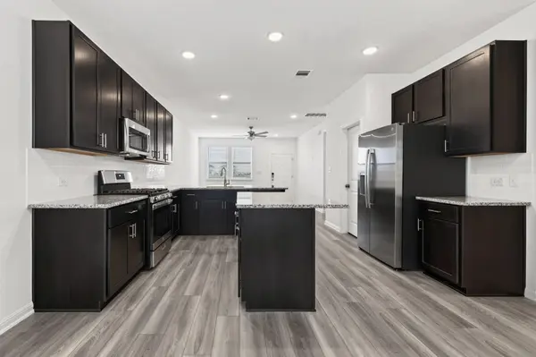 132 Christy ST, Hutto, TX 78634