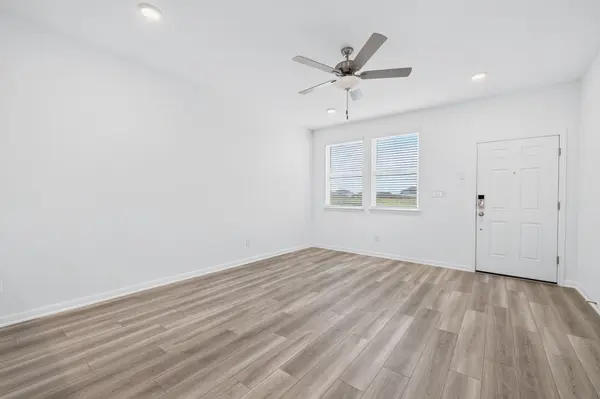132 Christy ST, Hutto, TX 78634