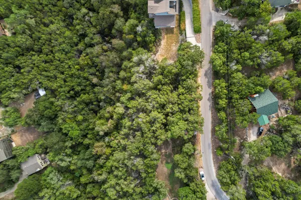 2410 Crazyhorse PASS, Austin, TX 78734