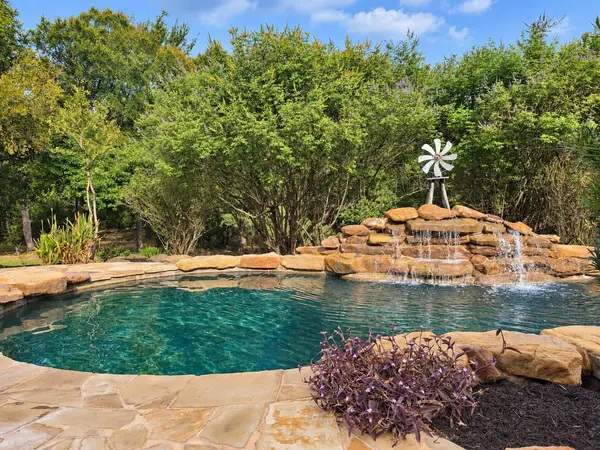 158 High River Ranch DR, Liberty Hill, TX 78642