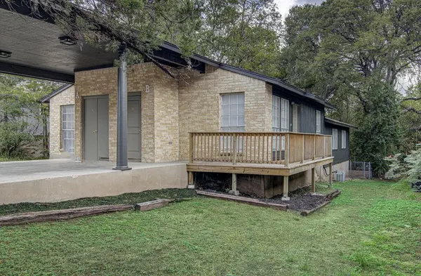 404 W Dittmar RD #B, Austin, TX 78745