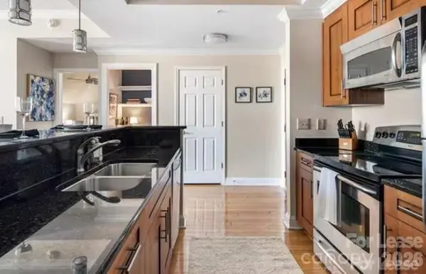 300 W 5th ST #653, Charlotte, NC 28202
