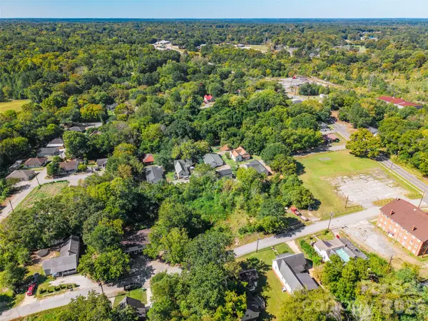 950 12th ST, Lancaster, SC 29720