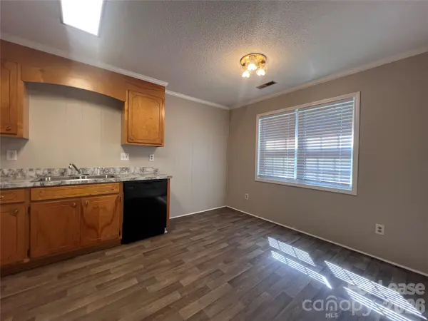 313 E Washington AVE #A, Bessemer City, NC 28016