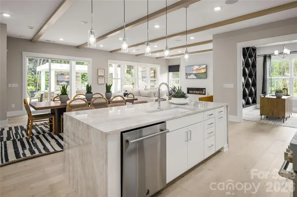 4111 Pinekirk RD, Charlotte, NC 28269