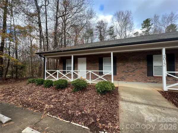2013 Grandhaven DR #A, Mount Holly, NC 28120