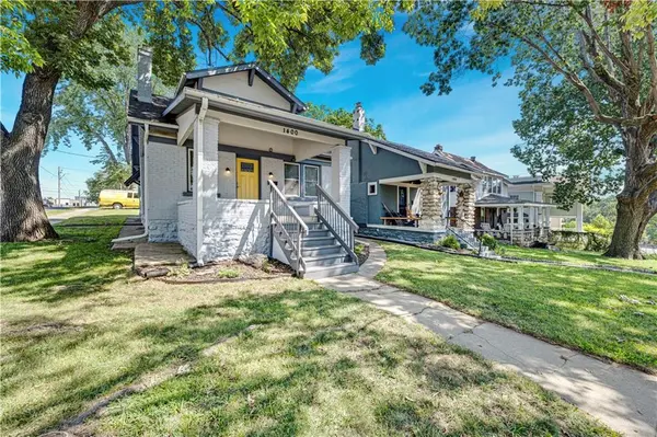 1400 E 28th ST, Kansas City, MO 64109