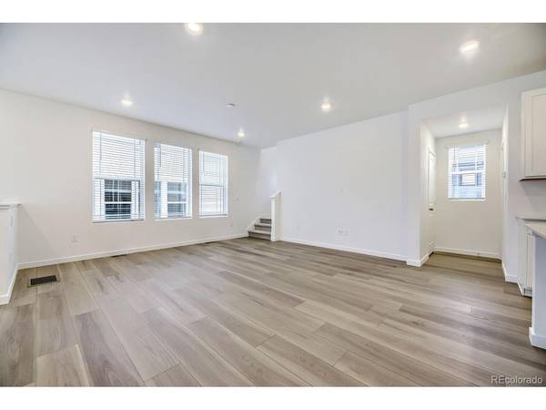 7454 Whiteclover, Littleton, CO 80125