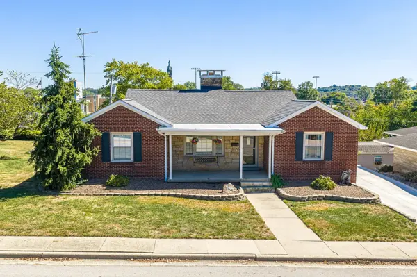 948 MacArthur ST, Jasper, IN 47546