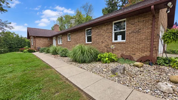 61801 Myrtle TRL, South Bend, IN 46614