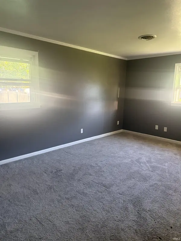 5124 Maplecrest RD, Fort Wayne, IN 46835