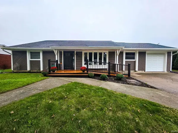1206 Superior DR, Auburn, IN 46706
