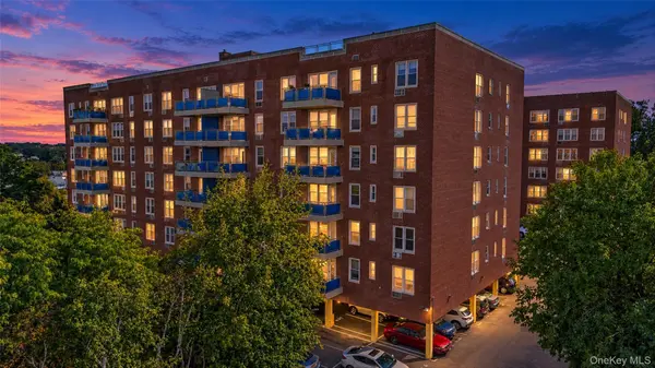 14 Westview AVE #201, Tuckahoe, NY 10707