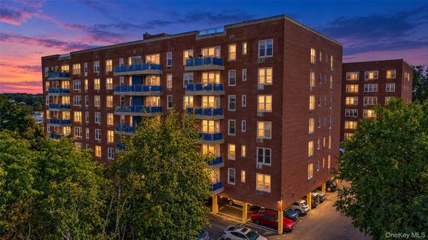 14 Westview AVE #201, Tuckahoe, NY 10707