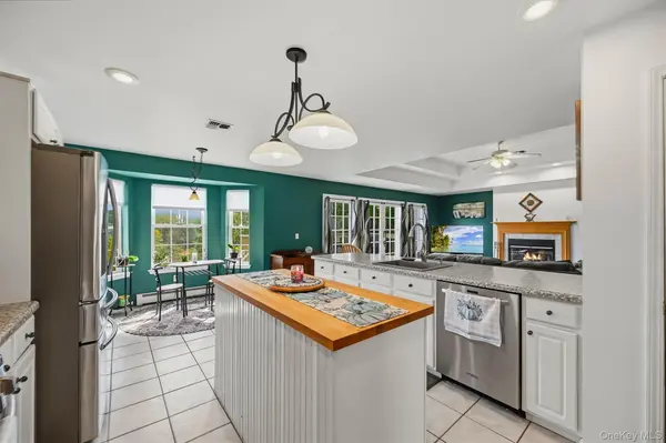32 Valley CT, Florida, NY 10921