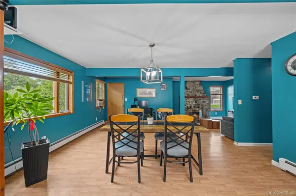 6 Ursa AVE, Greenwood Lake, NY 10925
