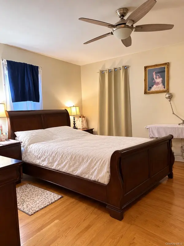 1842 Paulding AVE, Bronx, NY 10462