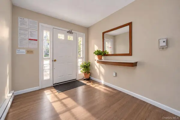 12-32 Diane PL #204L, Bayside, NY 11360