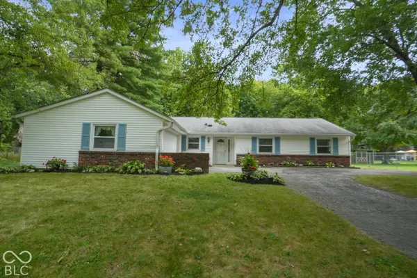 7337 Woodside DR, Indianapolis, IN 46260