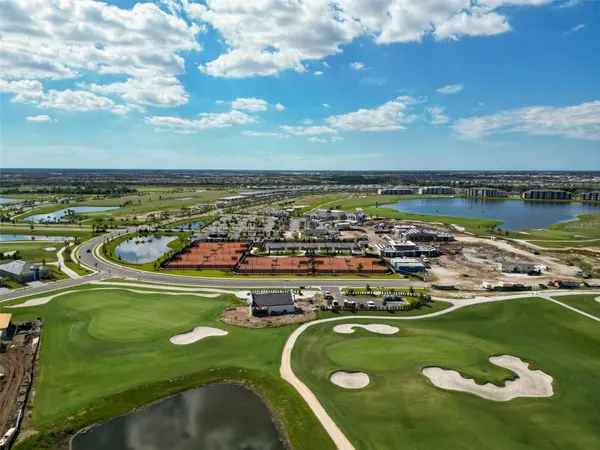 19140 SCALLOP LOOP #302, Lakewood Ranch, FL 34211