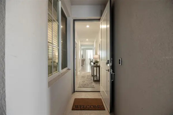 19140 SCALLOP LOOP #302, Lakewood Ranch, FL 34211