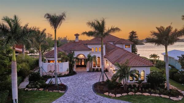 275 LOOKOUT POINT DR, Osprey, FL 34229
