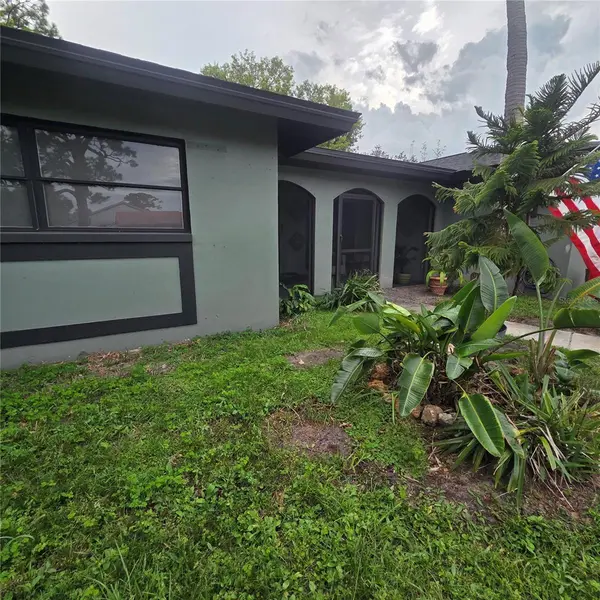 1801 MID OCEAN CIR, Sarasota, FL 34239