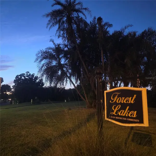 1801 MID OCEAN CIR, Sarasota, FL 34239