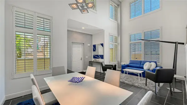 800 N TAMIAMI TRL #321, Sarasota, FL 34236