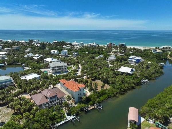 61 PALM DR, Placida, FL 33946