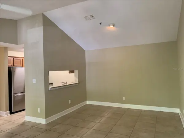 4033 CROCKERS LAKE BLVD #21, Sarasota, FL 34238