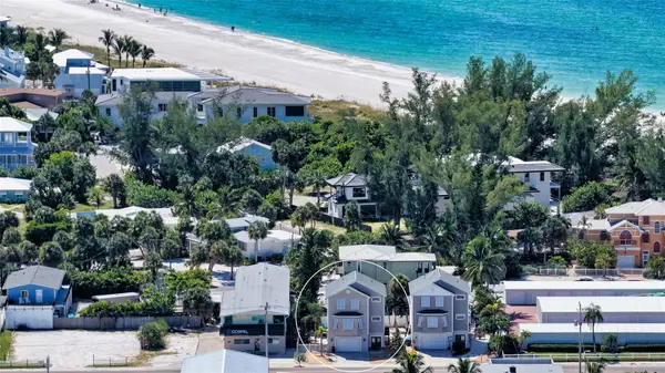 5390 GULF DR, Holmes Beach, FL 34217