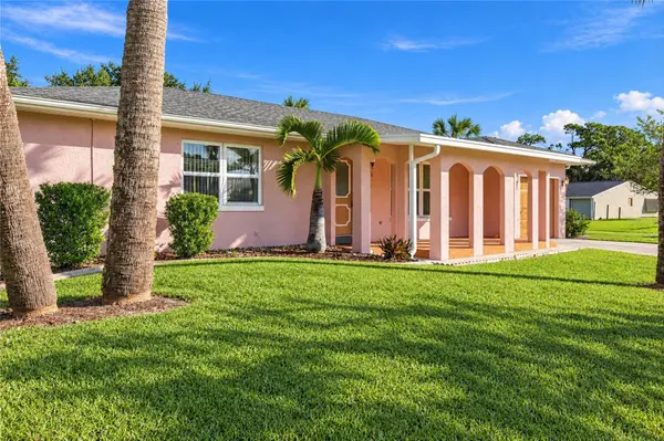 18116 EDGEWATER DR, Port Charlotte, FL 33948