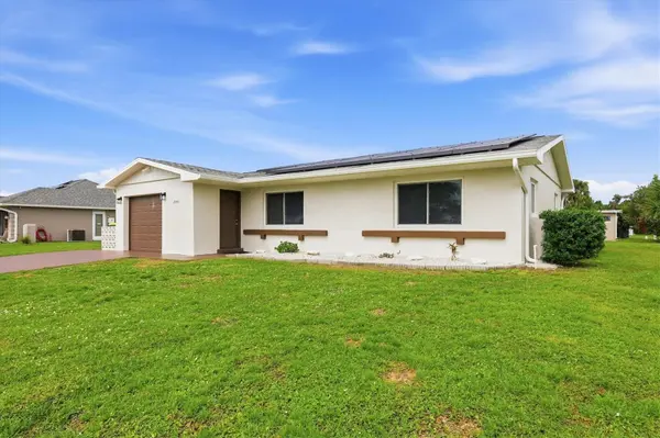 2441 BEACON DR, Port Charlotte, FL 33952