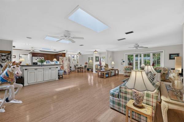 120 LAKE DESTINY TRL, Altamonte Springs, FL 32714