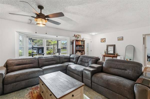 550 MURPHY AVE, Deltona, FL 32725 photo 8