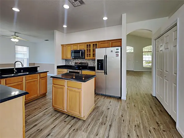 728 HARDWOOD CIR, Orlando, FL 32828