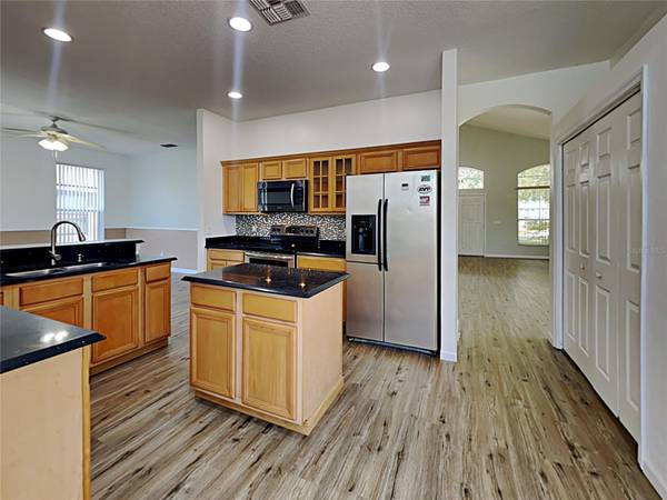 728 HARDWOOD CIR, Orlando, FL 32828