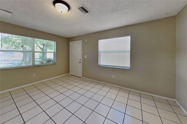 15117 AVALON AVE #A, Clearwater, FL 33760