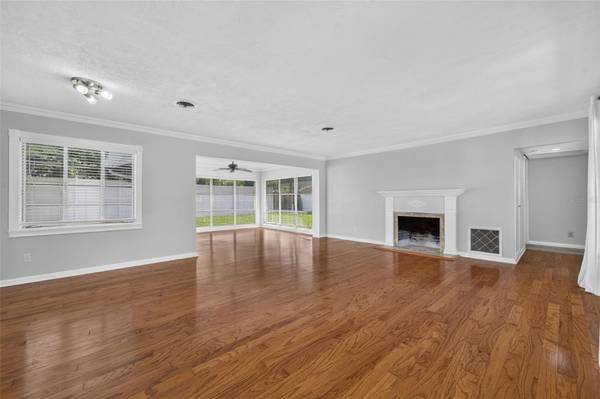 200 SENECA TRL, Maitland, FL 32751