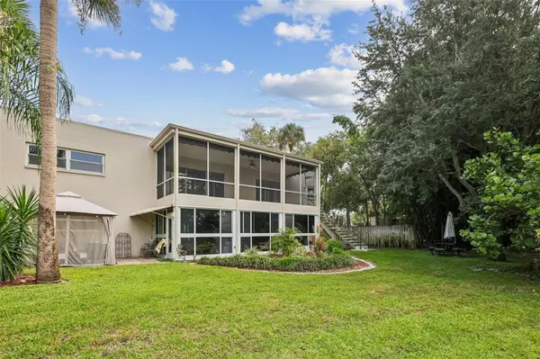 3 COUNTRY CLUB DR #3, Largo, FL 33771