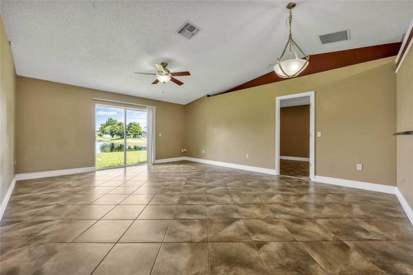 1966 CORNER SCHOOL DR, Orlando, FL 32820