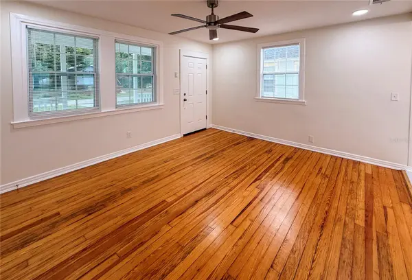 5106 APPLETON AVE, Jacksonville, FL 32210