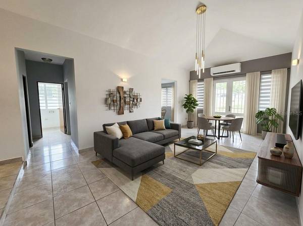 685 HACIENDA LA MILAGROSA, Manati, PR 00674